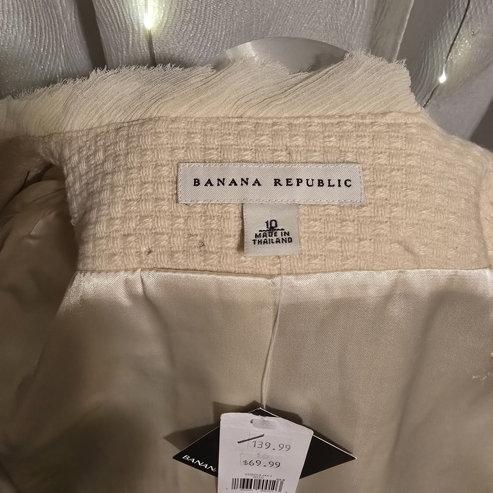 Banana Republic Cream Textured Blazer - Picture 3 of 5
